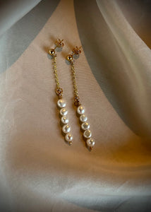 Freshwater mini earrings