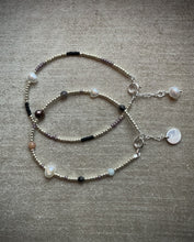 Load image into Gallery viewer, Bracelet with Freshwater pearl and Moonstones
